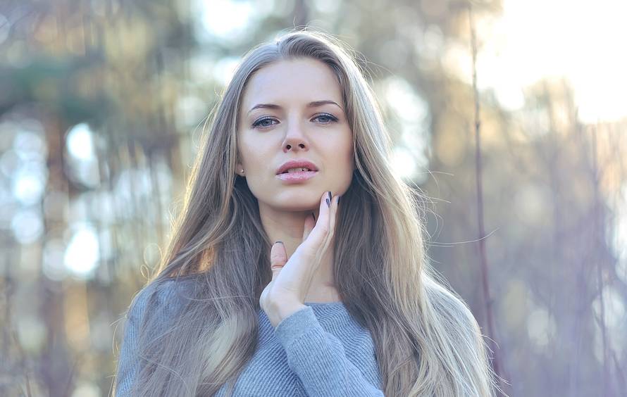 Lice vam je ujutro podbuhlo i natečeno? Evo kako to riješiti