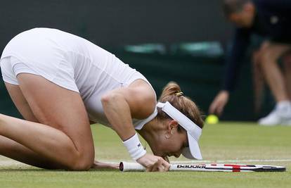Suze već u 3. kolu: Cornet je izbacila Serenu iz Wimbledona
