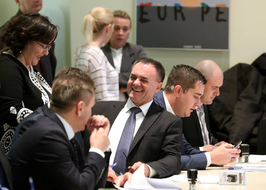 Nije smio biti donesen: Zakon je za šerife, a protiv građana