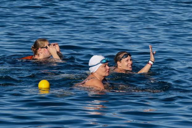 Održana plivačka manifestacija Porečki delfin