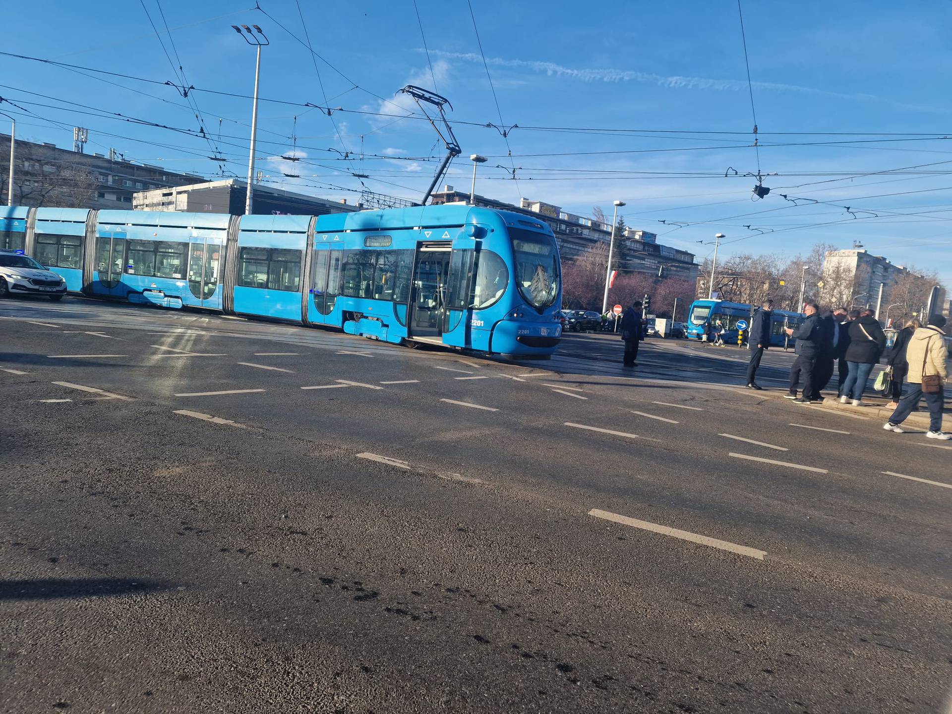 Totalni kolaps na jednom od najprometnijih ZG raskrižja: 'Dva tramvaja su se sudarila'