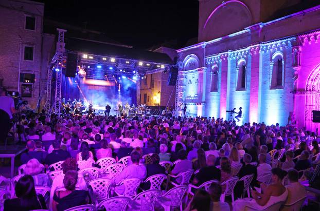 Šibenik: Prva večer Dalmatinske šansone posvećena Vinku Coci