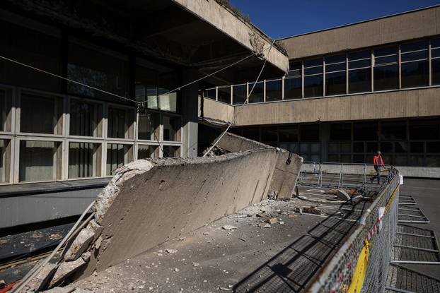 Sarajevo: Tijekom vikenda urušio se dio krova kultne dvorane Skenderija