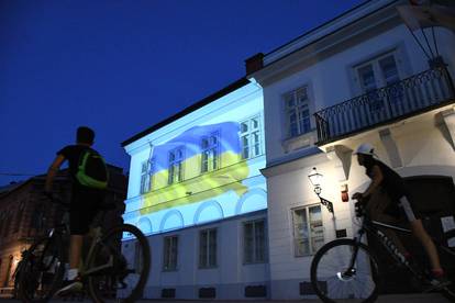U Bjelovaru povodom Dana zastave Ukrajine osvijetljena zgrada Gradskog muzeja