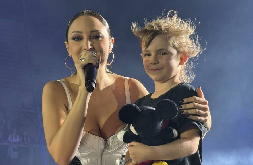 VIDEO Najdirljiviji trenutak na koncertu: Curica (6) izašla na scenu s Aleksandrom Prijović