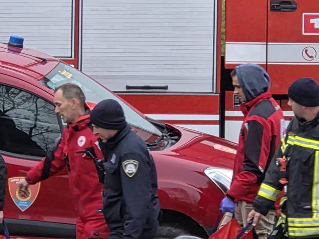 PRVE FOTKE S MJESTA UŽASA Spasili 30 migranata iz Save!