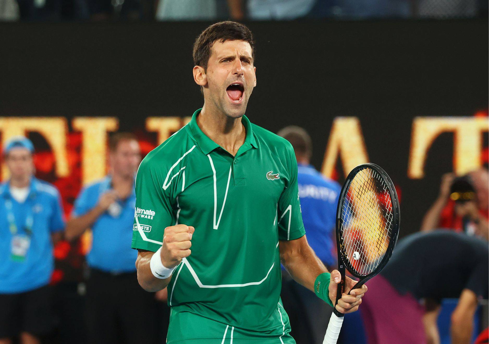 Novak pokazao moć: U tri seta slomio Federera za osmo finale