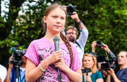 Greta Thunberg: Za borbu oko klimatskih promjena potreban je golemi pritisak javnosti