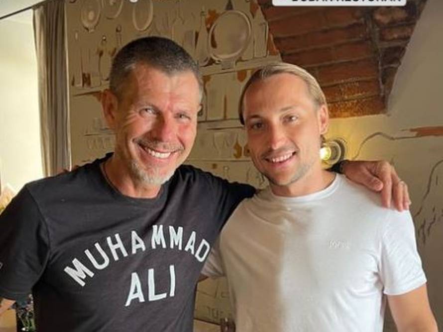 Lovro Majer pozirao sa Zvonom Bobanom u restoranu: Legenda