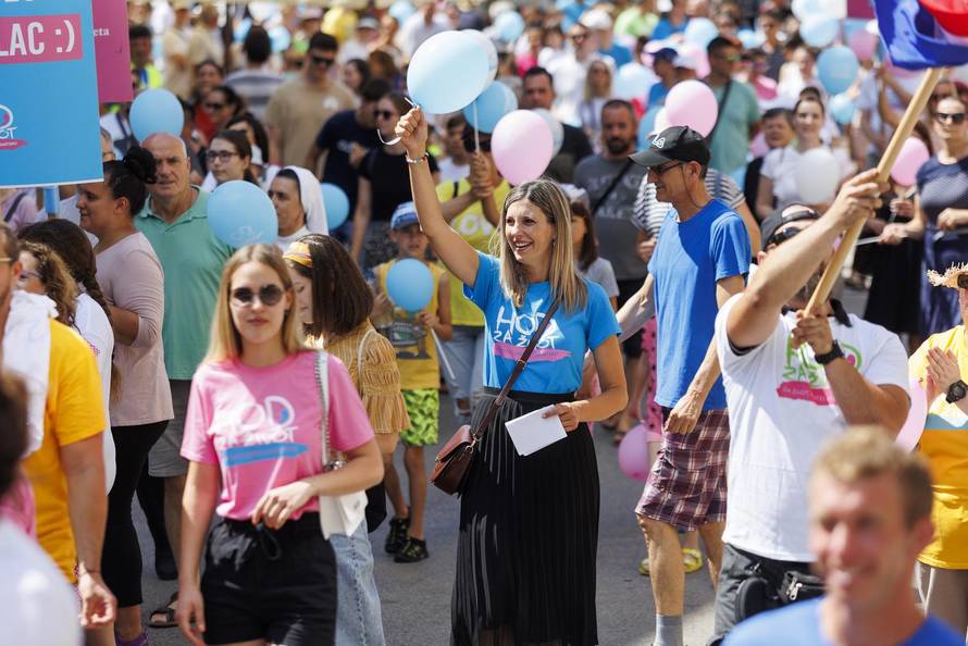 U Rijeci održan Hod za život pod nazivom "Život je zakon"