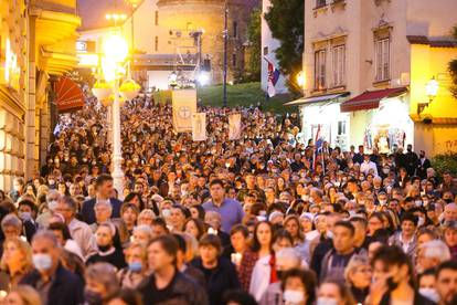 Procesija povodom blagdana zaštitnice Grada Zagreba Majke Božje od Kamenitih vrata