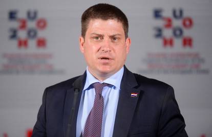 Butković:  Predsjedniku države ne priliči najavljivati cirkus, a to sve govori o njemu samome