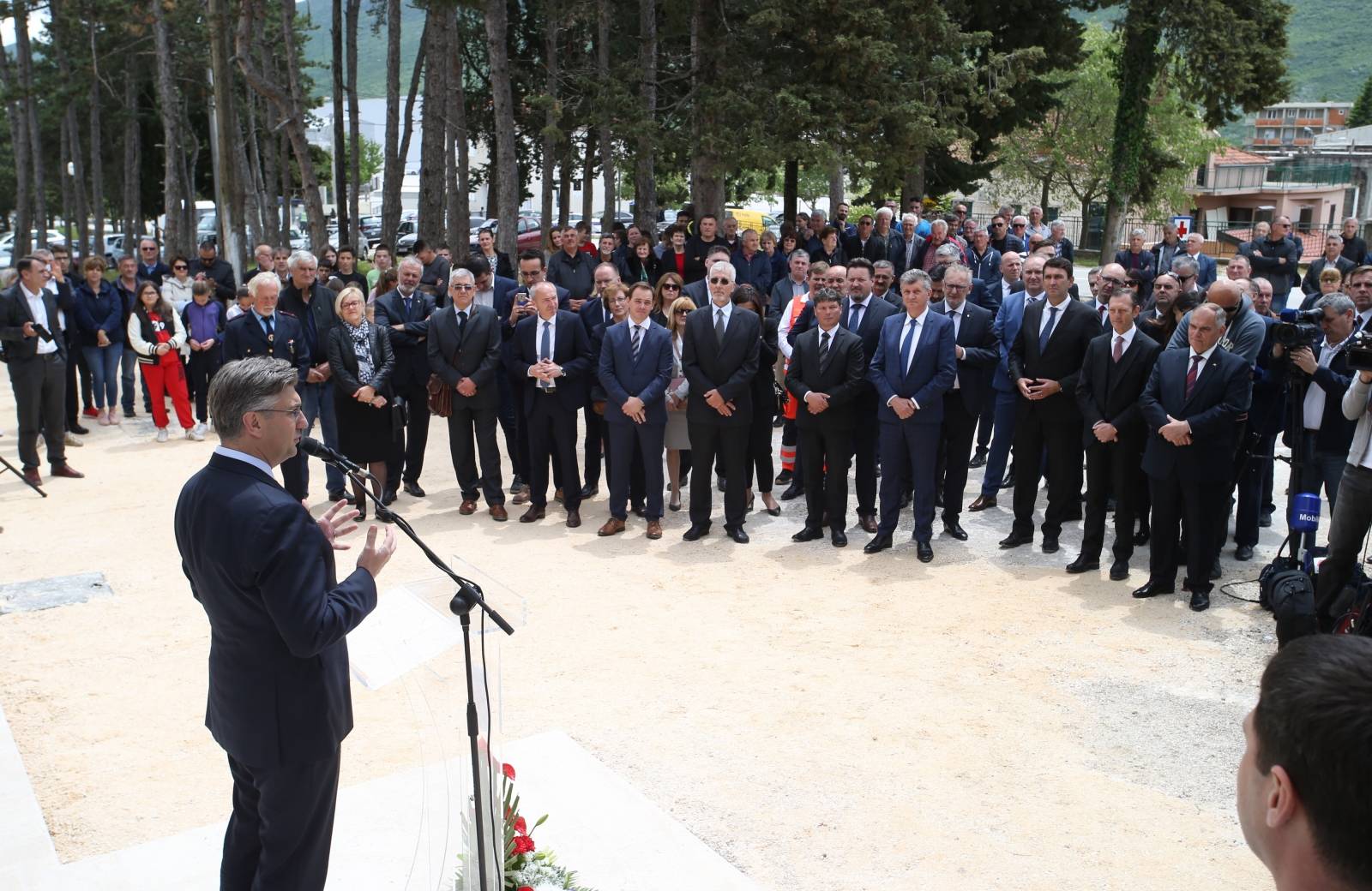 Zagvozd: Premijer PlenkoviÄ na sveÄanosti otvorenja podruÅ¾nice KBC-a SPlit