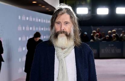 Legendarni glumac zasjenio je crveni tepih u Londonu: Brojna publika  nije ga niti  prepoznala