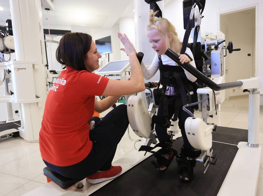 Od Mile za Noru: 'Ne možemo vjerovati, ovo je stvarno čudo!'