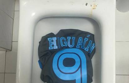 Higuain novi igrač Juventusa, ovako su to primili u Napulju