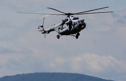 Helikopter MORH-a traga za ženom nestalom kod Trogira