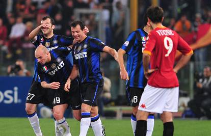 Inter slavio u Rimu, M. Unitedu samo bod, Jelavić opet zabio!