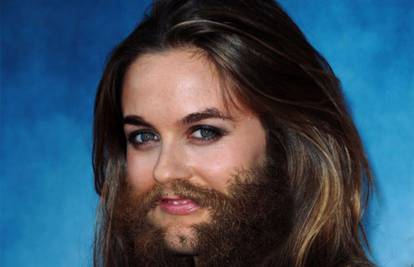 Eto kako bi izgledale poznate ljepotice s bradom i brkovima