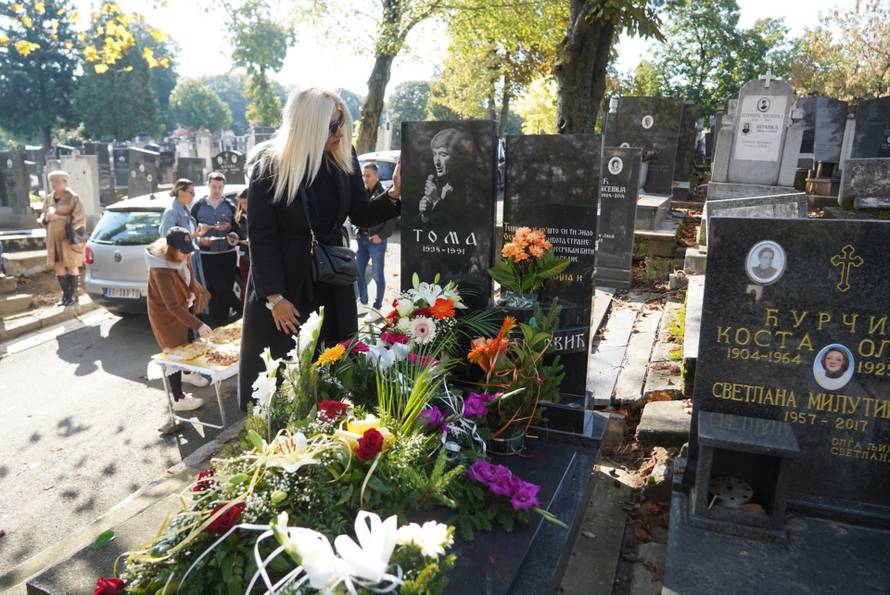 Beograd: Obilježena 34. godišnjica smrti pjevača Tome Zdravkovića
