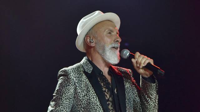 Dino Merlin u Osijeku i Rijeci zapjevat će čak dva dana, a najavio je i koncert u Varaždinu