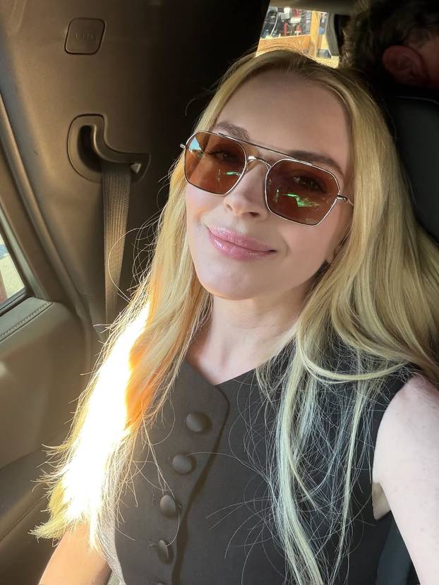 FOTO Lindsay Lohan danas je neprepoznatljiva, pogledajte kako se mijenjala kroz godine