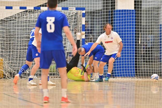 Makarska: Donatorska utakmica veterana Hajduk - Dinamo za Mladena Bartolovića