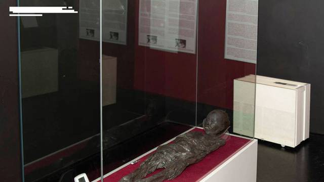 Zagrebačka mumija preživjela potres: Čitava i lanena knjiga