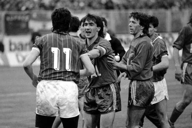 Zagreb: Savezna liga Jugoslavije, Dinamo - Borac, 7.4.1990.