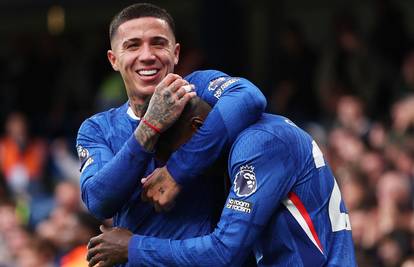 VIDEO Chelsea srušio Liverpool golom tinejdžera u nadoknadi! Arsenal i Man United isto dobili