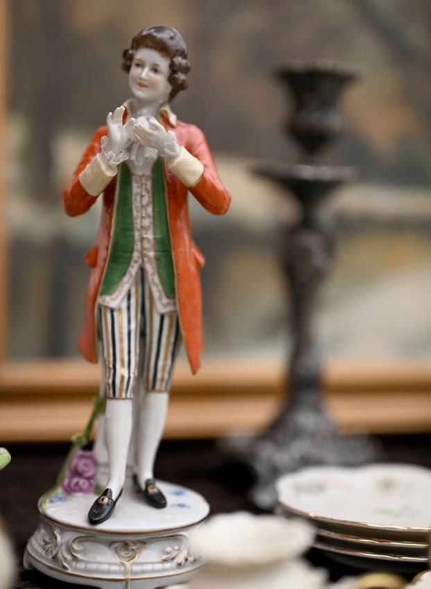 Zagreb: Sajam antikviteta na Britancu