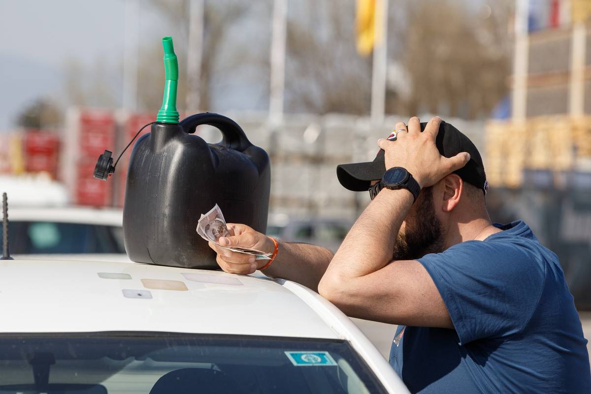 Gorivo opet poskupilo: Ovo su nove cijene eurodizela i benzina
