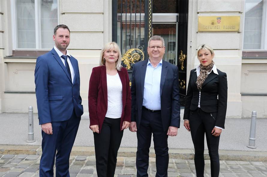 Demokrati o rebalansu proračuna i povlaštenim braniteljskim mirovinama