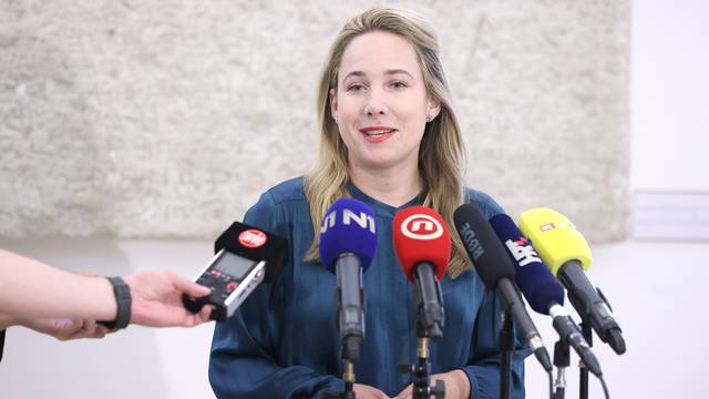 Zagreb: Marija Selak Raspudić o Milanoviću i svojoj kandidaturi za predsjednicu