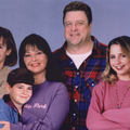 FOTO Glumačka postava serije 'Roseanne' 37 godina kasnije: Evo gdje su danas i što rade