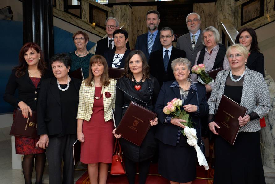 'Nije sve u materijalnom, vi ste za rad nagrađeni i duhovno...'
