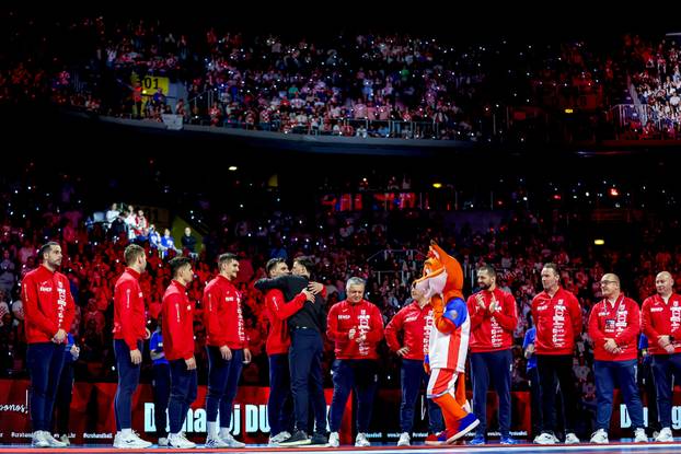 Zagreb: Svečana oproštajna ceremonija hrvatskih rukometnih legendi Domagoja Duvnjaka, Igora Karačića i Ivana Pešića