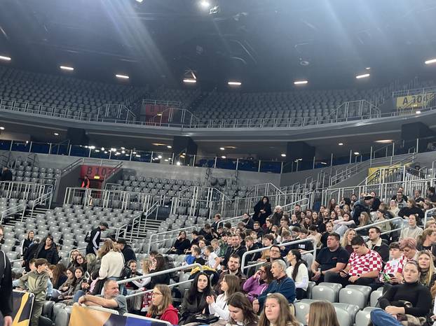 FOTO Ovako je izgledala Arena na utakmici Zagreba 17 dana nakon bronce na Euru u Danskoj