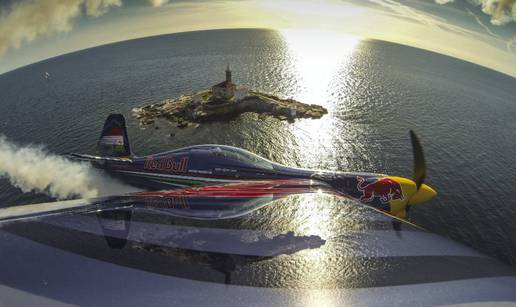 Red Bull Air Race: Spektakl u Rovinju, Bonhomme je favorit