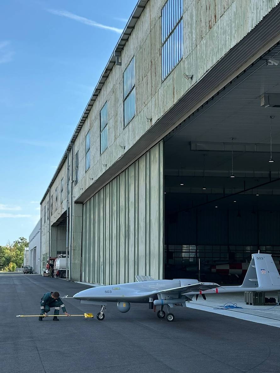 VIDEO MORH predstavio moćne besposadne letjelice Bayraktar: 'Veliki dan za Hrvatsku vojsku'