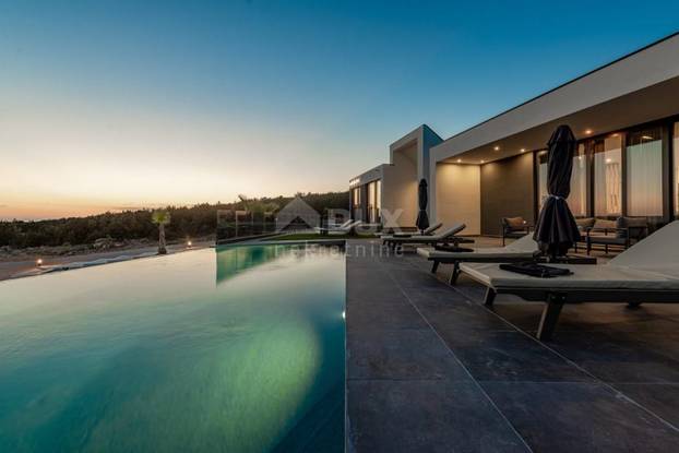 Pogodite koliko košta: Dvojna vila u blizini Novalje ima bazene, roštilj i teniski teren...