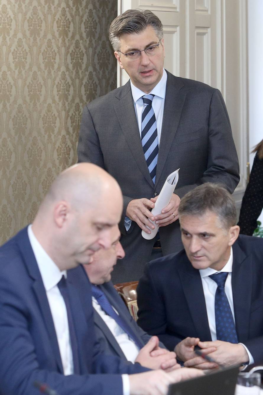 Zagreb: Na sjednici Vlade o odabiru strateÅ¡kog partnera Croatia Airlinesa