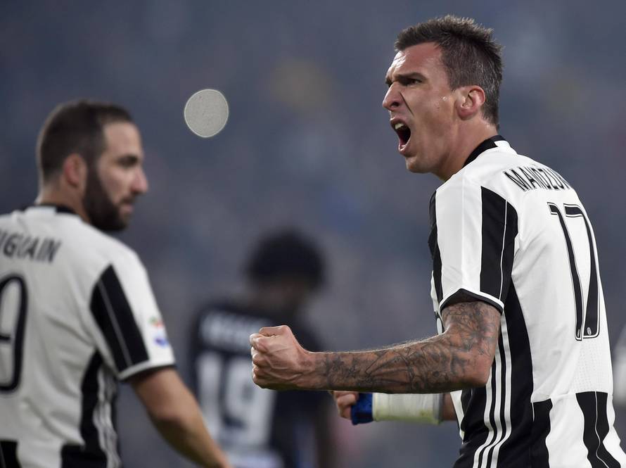 Football Soccer - Juventus v Atalanta - Italian Serie A