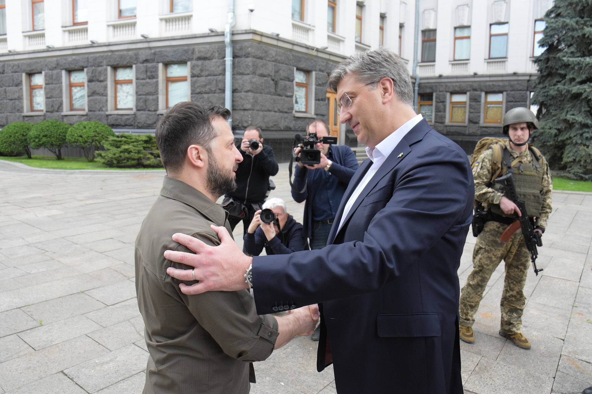 FOTO Plenković u Kijevu, sastao se sa Zelenskim: 'Znamo kako je biti  pod vojnom agresijom'