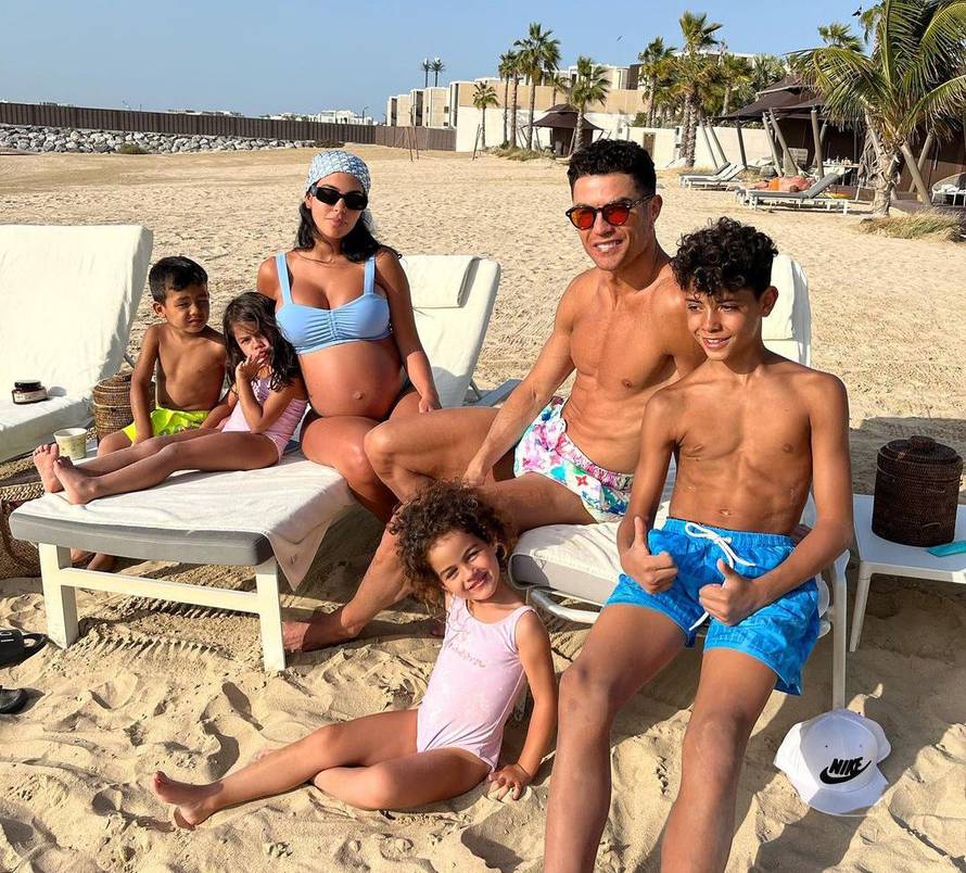 Georgina se javila nakon oštrih kritika na seriju: 'Uspjela sam bez Ronalda, ja imam milijune!'