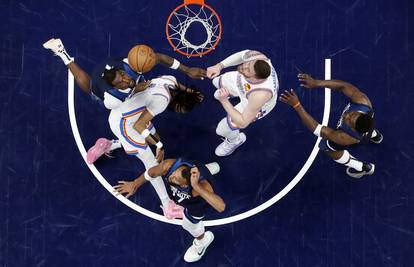 Shai srušio rekord doigravanja, Oklahoma korak do NBA finala