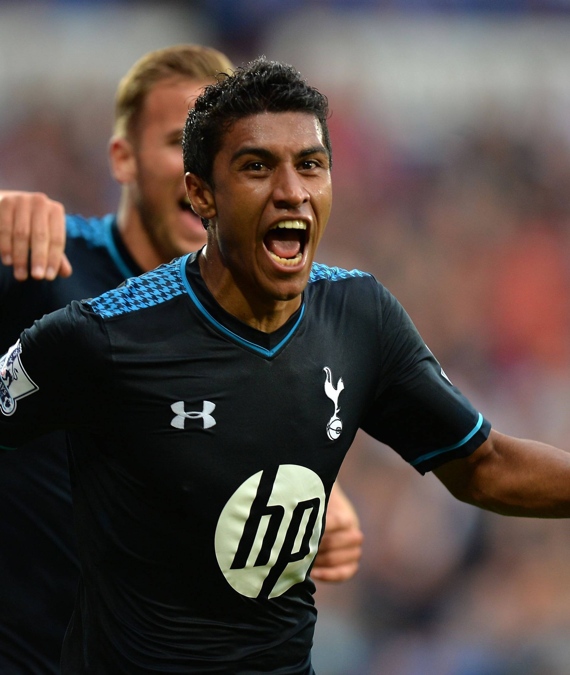 Soccer - Barclays Premier League - Cardiff City v Tottenham Hotspur - Cardiff City Stadium