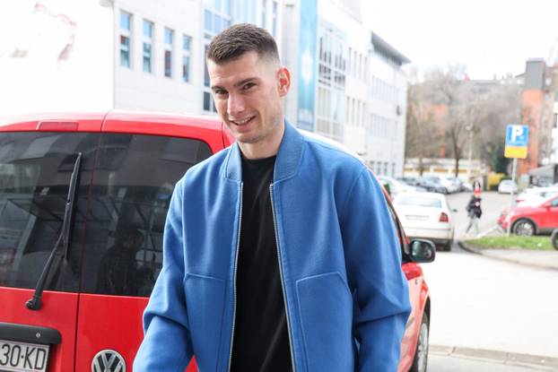 Zagreb: Dominik Livaković dolazi na liječnički pregled