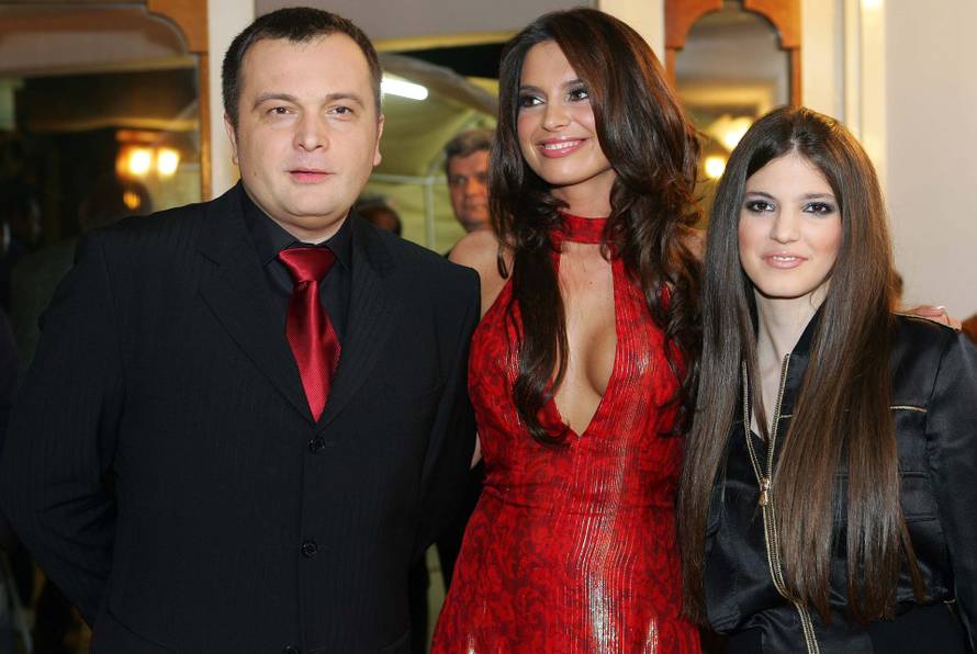 ARHIVA - Dora 2007., pobjeda rockera Dade Topića i grupe Dragonfly