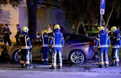 Buknuo požar na automobilu u Travnom: 'Čula se i eksplozija'